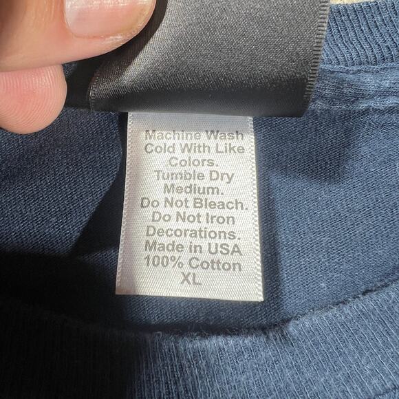 Mount Rushmore Tourist T-Shirt Navy XL - Picture 5 of 7